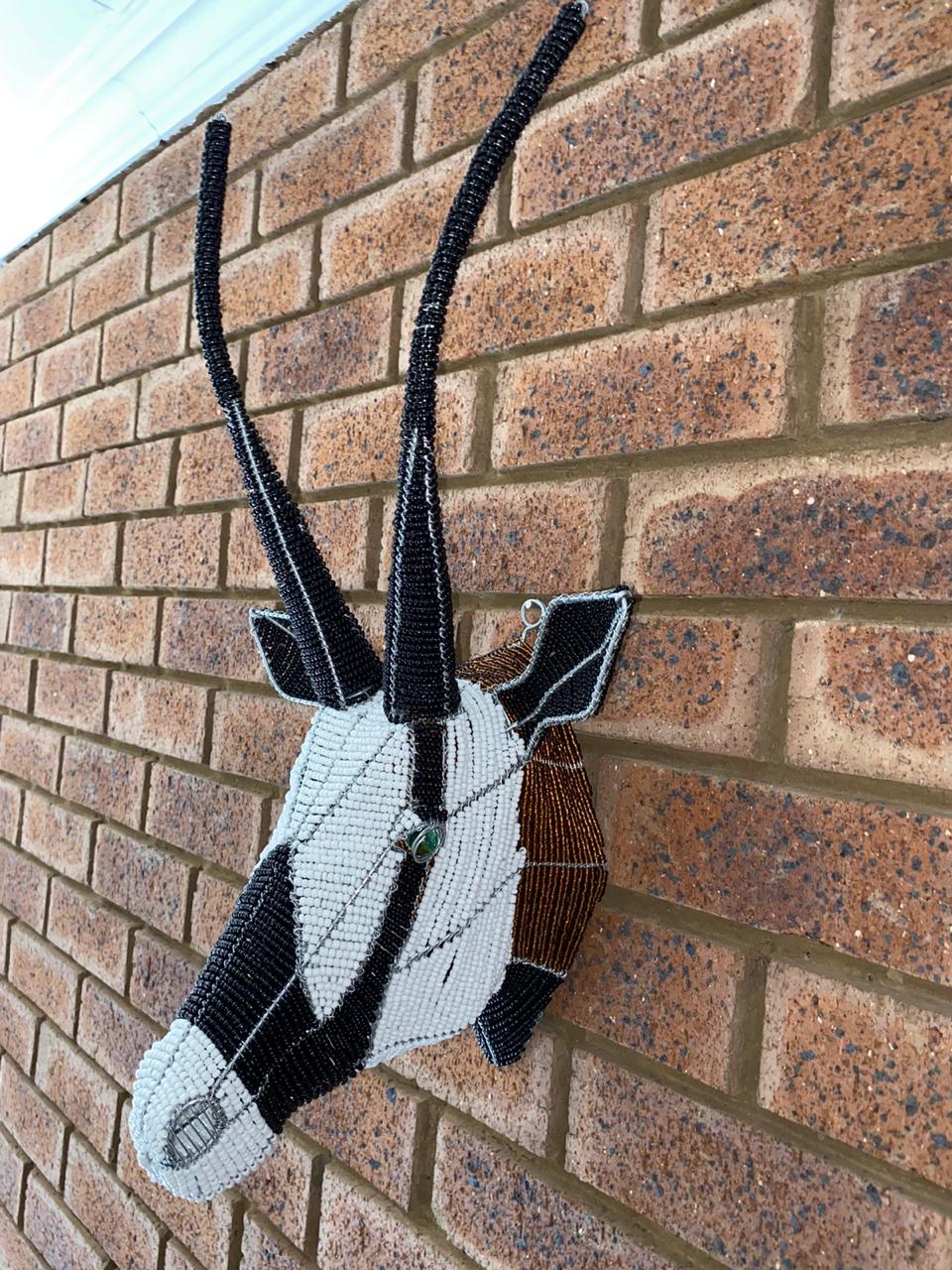 b27f09fb-5778-4893-b2c2-ead2b646414d